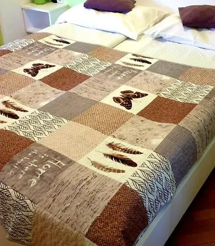 Istranova * 로비니