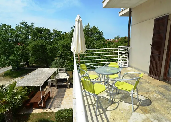 아파트 Istranova 로비니